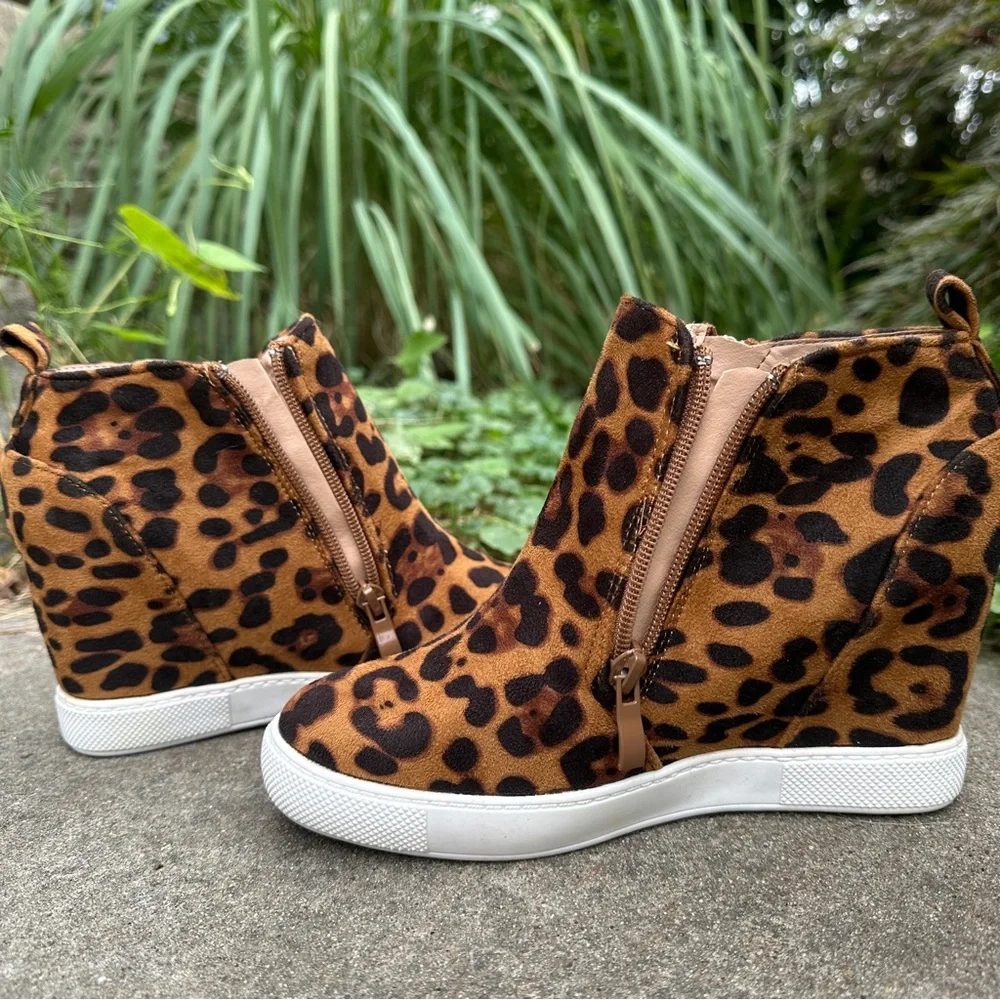JANNA Leopard print Wedge high tops size 6 NWOT - Picture 4 of 11